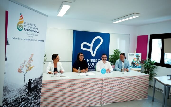 Presentación de la Semana de los Cuidados y del congreso de ACUFADE en El Hierro, en septiembre de 2026